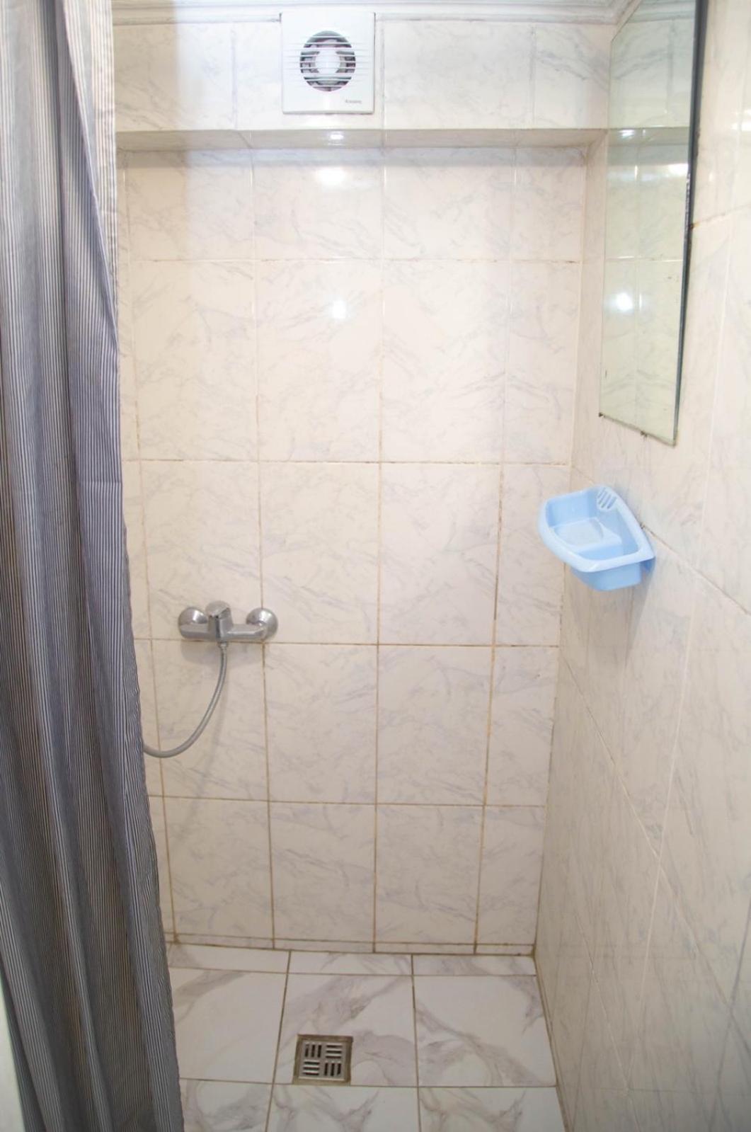 Sun City Hostel 4 Київ Екстер'єр фото