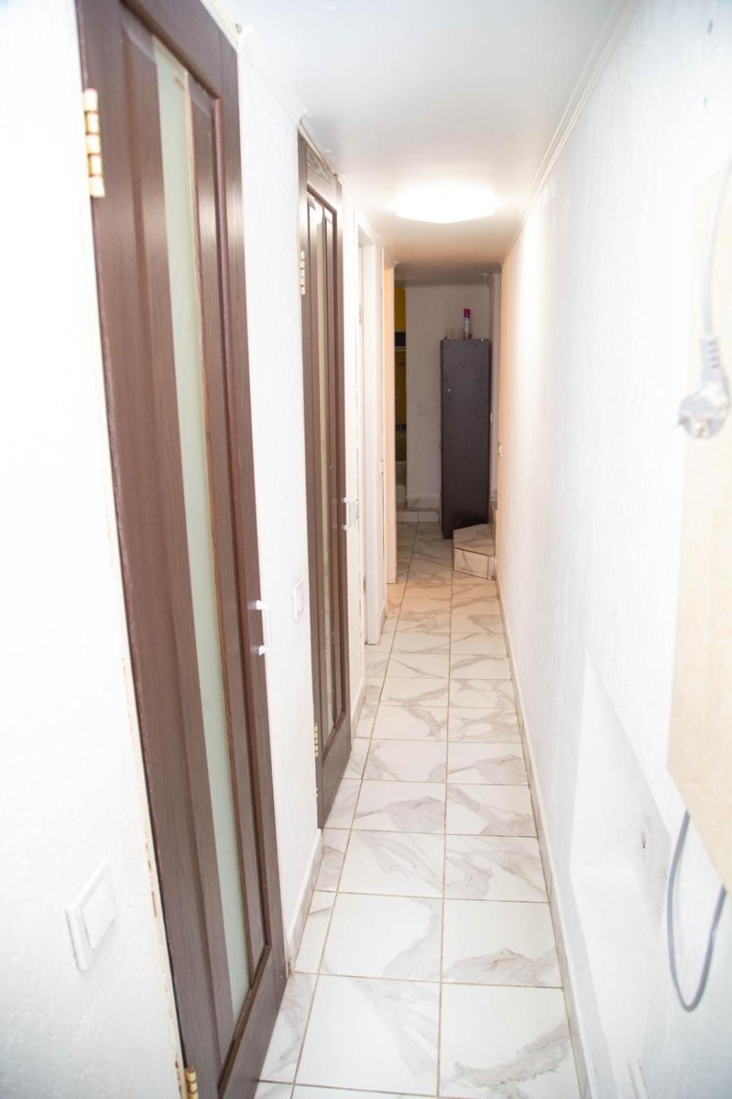 Sun City Hostel 4 Київ Екстер'єр фото